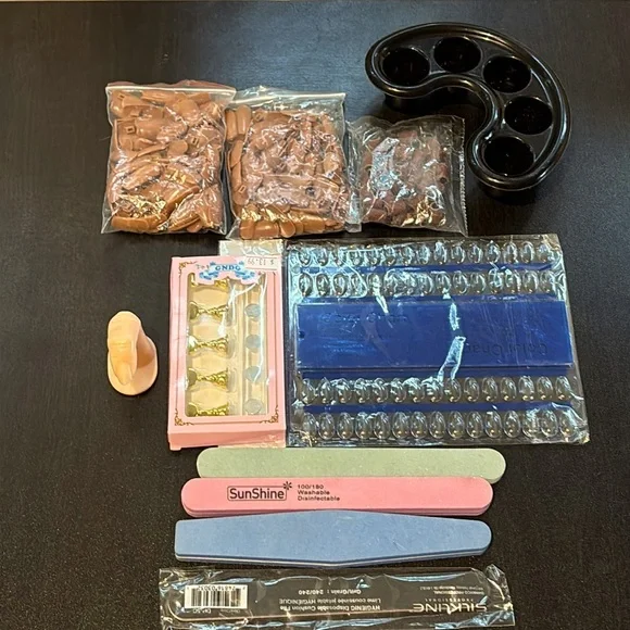 Nail tools - Picture 1 of 5